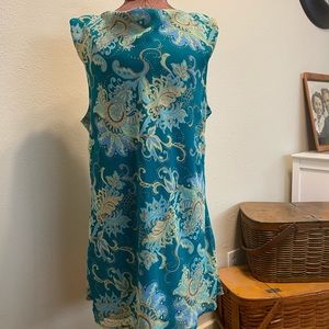 Floral Tunic Blouse, Sleeveless & Fully lined.